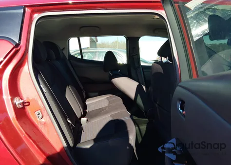 2020 Nissan Leaf Sv Plus 62 Kwh z USA, uszkodzony, nr VIN 1N4BZ1CP8LC302383